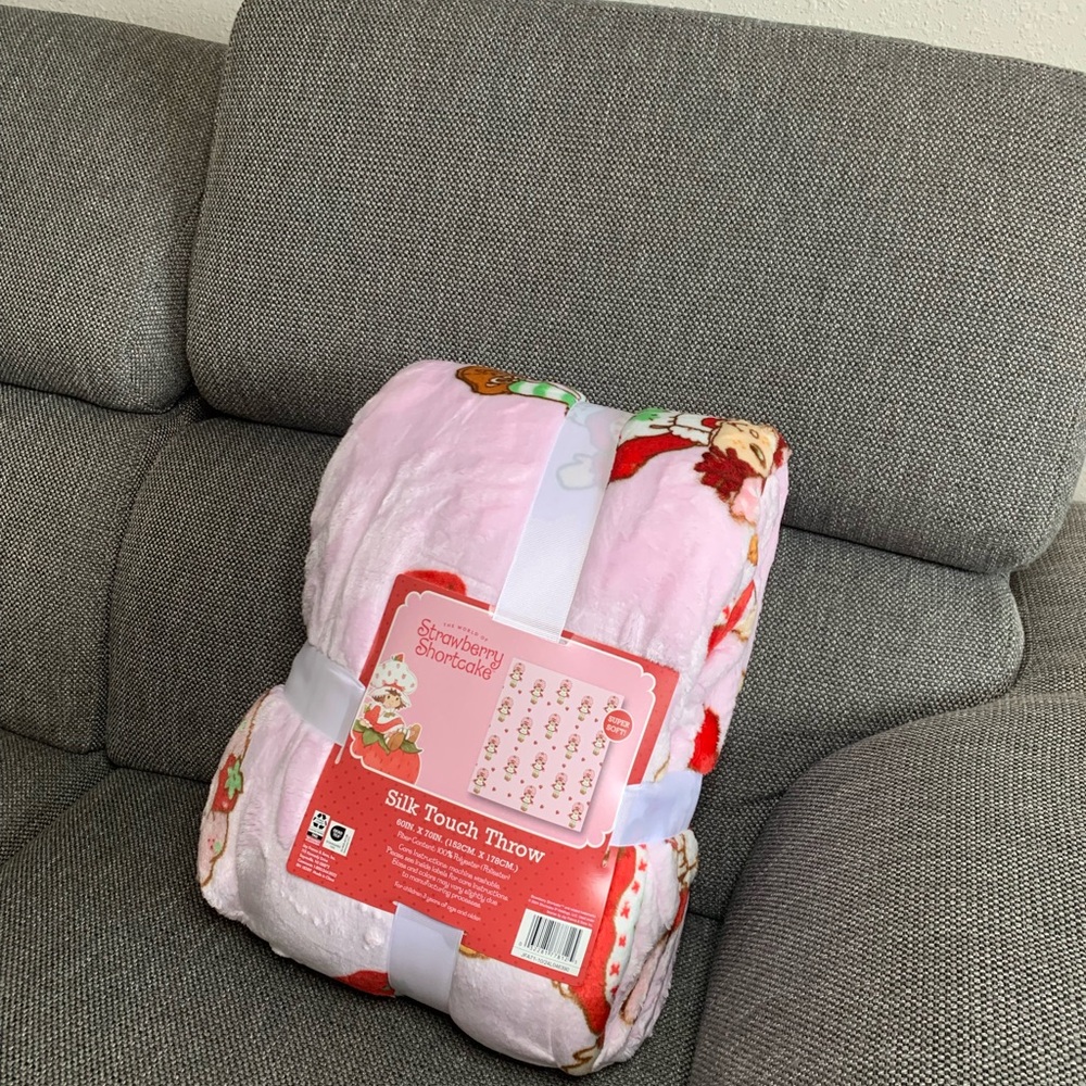 Strawberry Shortcake Silk Touch Throw Blanket